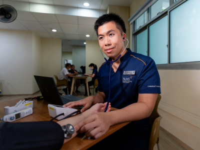 This community nurse enjoys forging meaningful connections with his patients